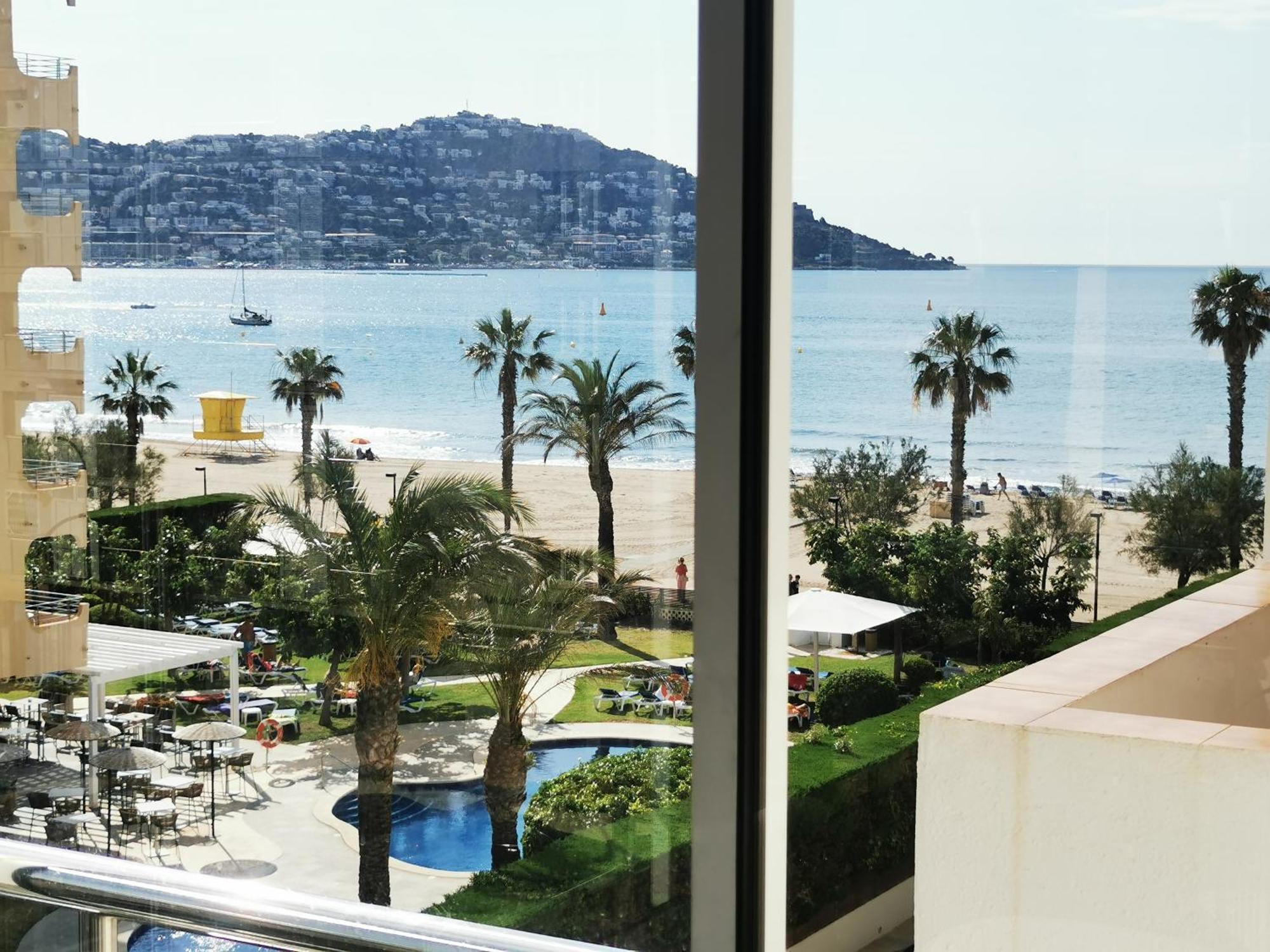 רוזס Spacieux Appartement Rose Front Mer Et Piscine מראה חיצוני תמונה