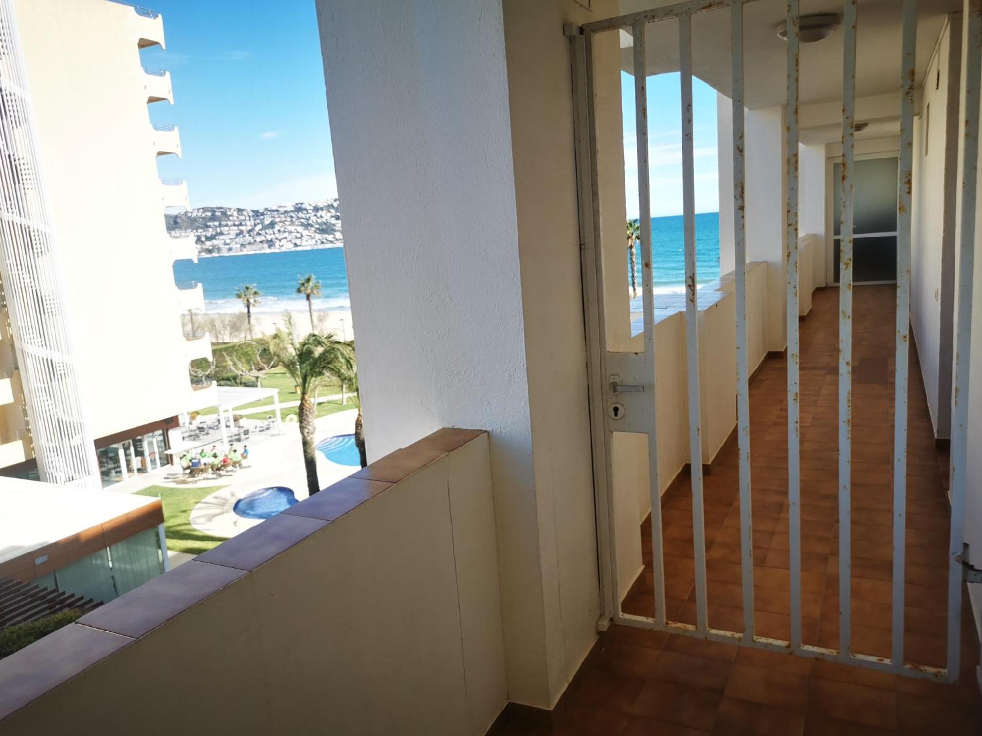 רוזס Spacieux Appartement Rose Front Mer Et Piscine מראה חיצוני תמונה
